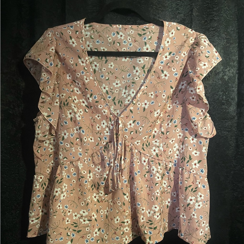 Chic Floral Ruffle Sleeve Blouse
